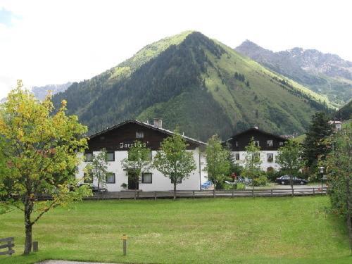 Gastehaus-Pension Caroline Berwang Exterior foto